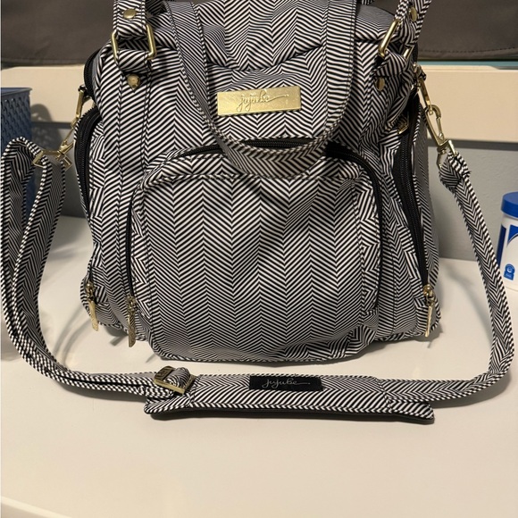 Spectra S1 Breast Pump and Bag with Accessories - Picture 1 of 2
